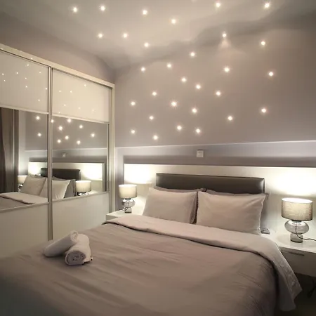 Antonis House アパート